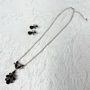 Elegant Silver and Black Jewelry Set